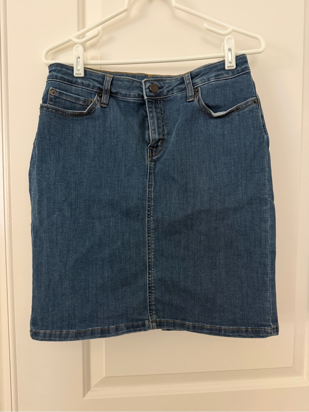 Amazon Essentials Women's Denim Pencil Skirt - Mid Blue